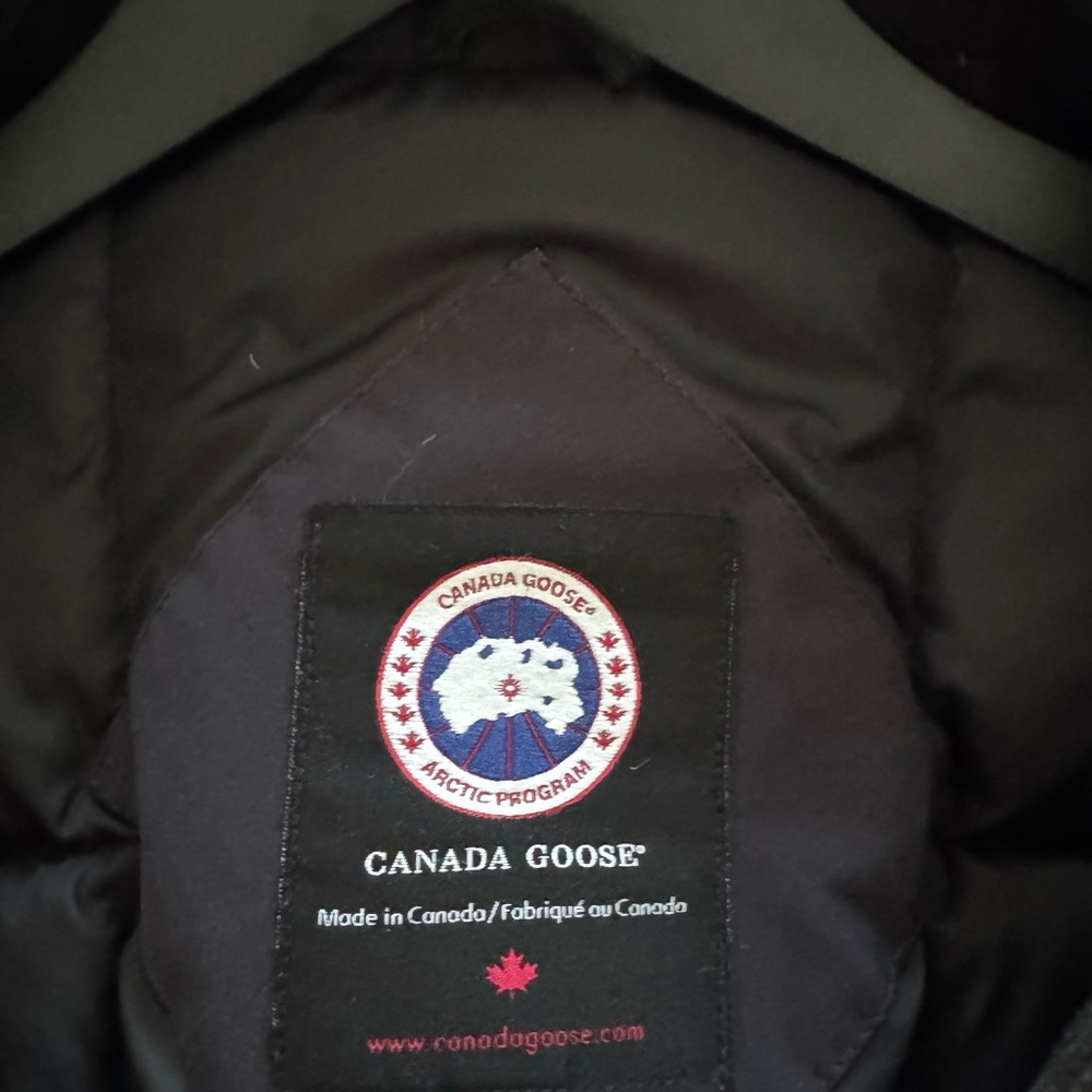 Canada Goose Trillium Parka - Picture 8 of 16